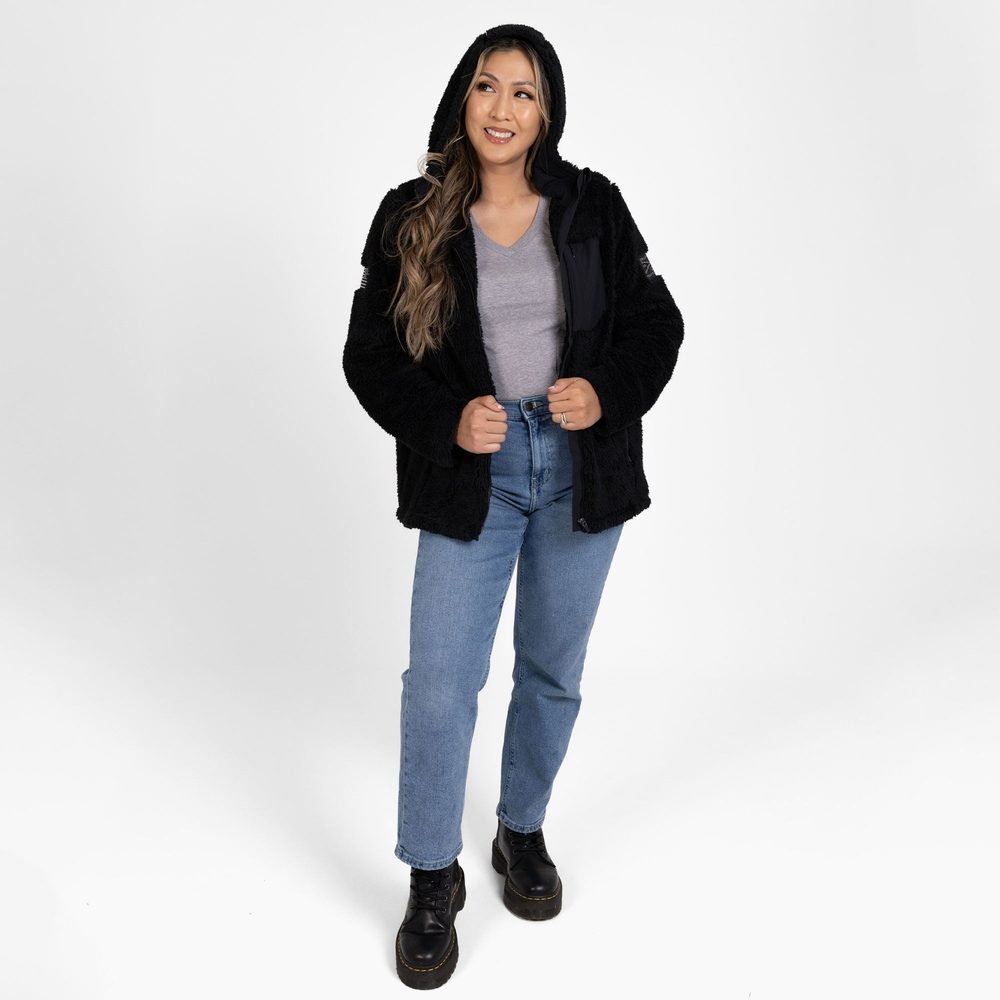 Women's Standard Issue Sherpa Fleece - Black