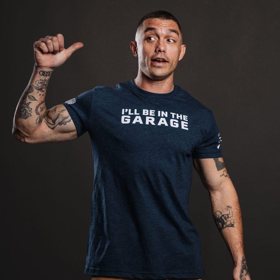 I'll Be In The Garage T-Shirt - Midnight Navy